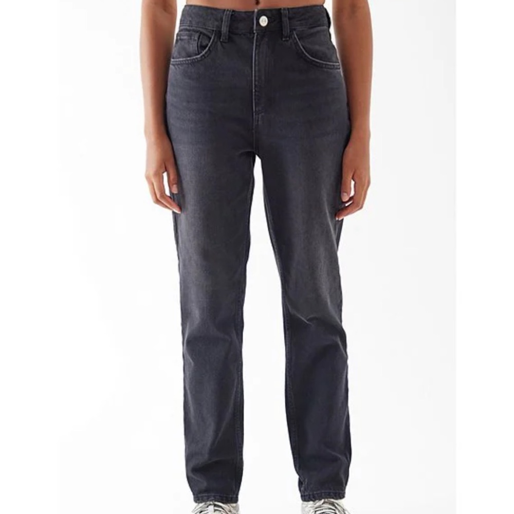 3/$10 BDG Mom Faded Black High Rise Jeans
